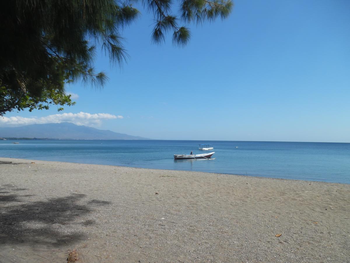 Sea World Club Beach Resort & Dive Center Maumere Exterior foto