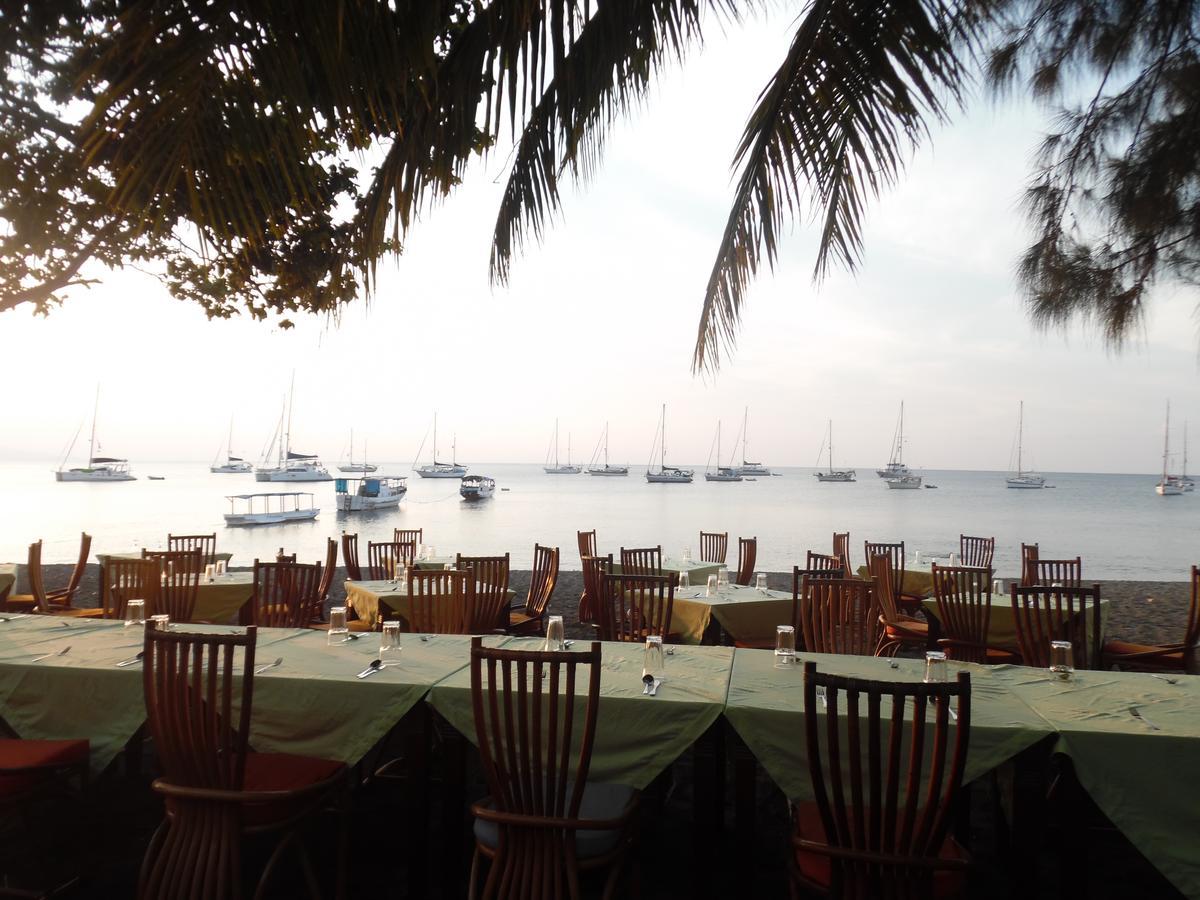 Sea World Club Beach Resort & Dive Center Maumere Exterior foto