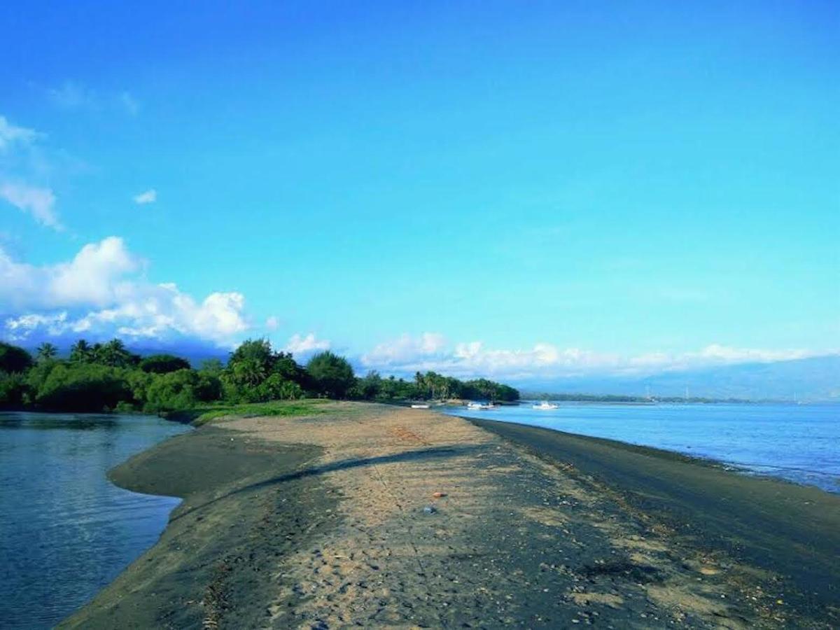 Sea World Club Beach Resort & Dive Center Maumere Exterior foto